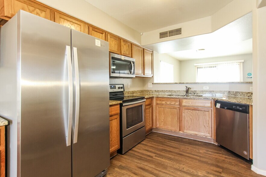 Building Photo - 2194 S 156th Ave