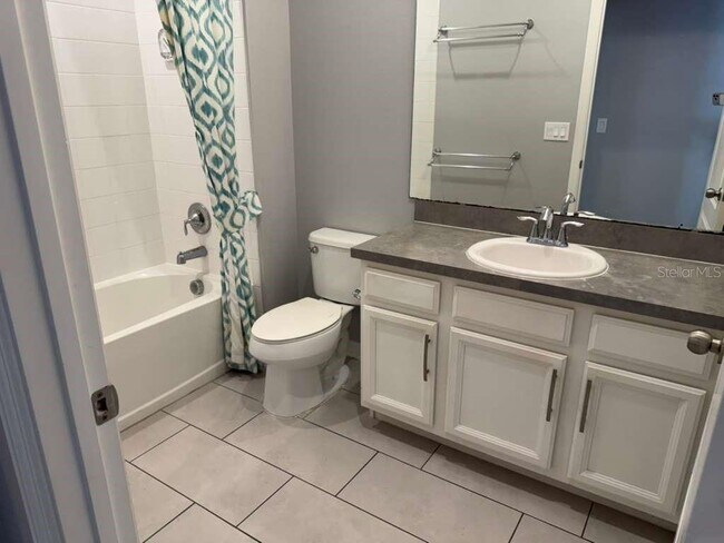 Building Photo - 1301 Clear Brook Pl