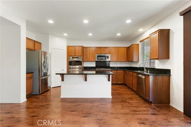 Building Photo - 46545 Peach Tree St