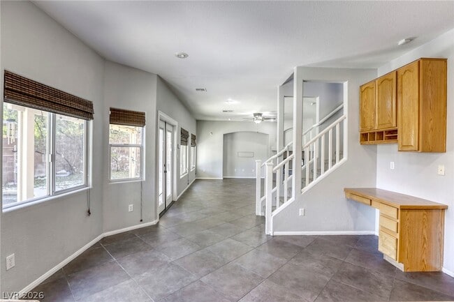 Building Photo - 756 Ezzat St