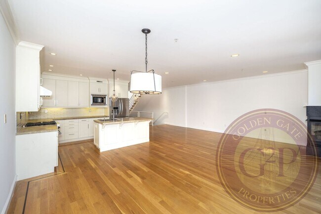 Building Photo - Noe Valley - 4 BR, 3 BA Condo 2,326 Sq. Ft...
