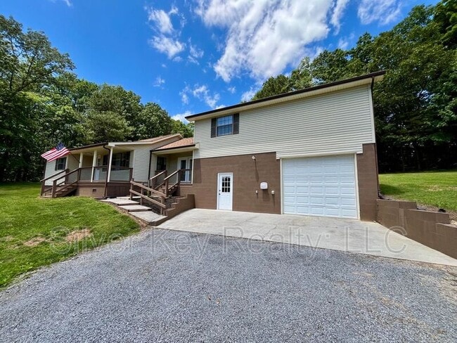 Building Photo - 1719 Reed Rd
