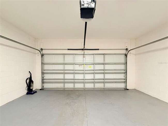 Building Photo - 12837 Tanja King Blvd