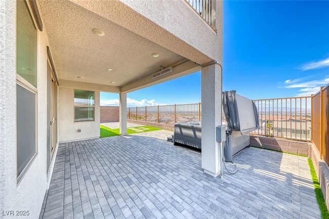 Building Photo - 1038 Delbrook Ave