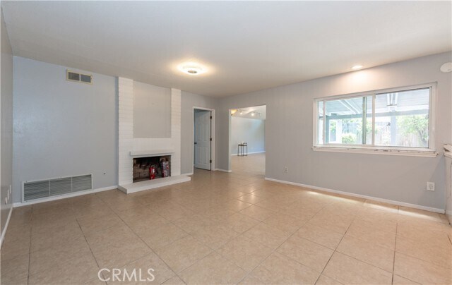 Building Photo - 14272 Utrillo Dr