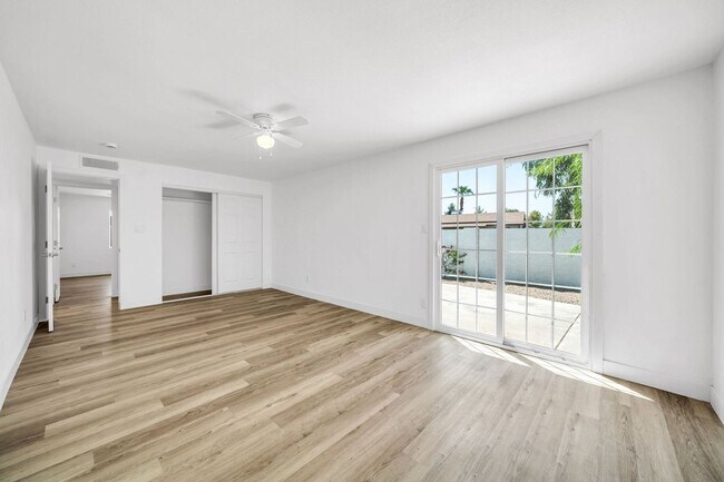 Building Photo - 3330 E Gelding Dr