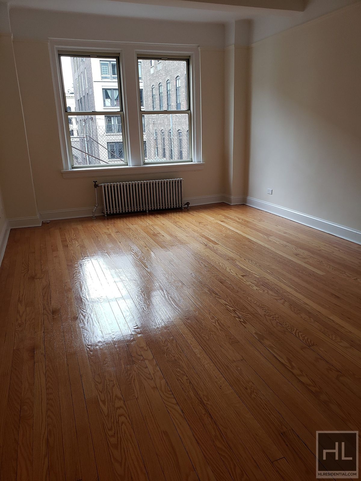 Building Photo - EAST 10 STREET