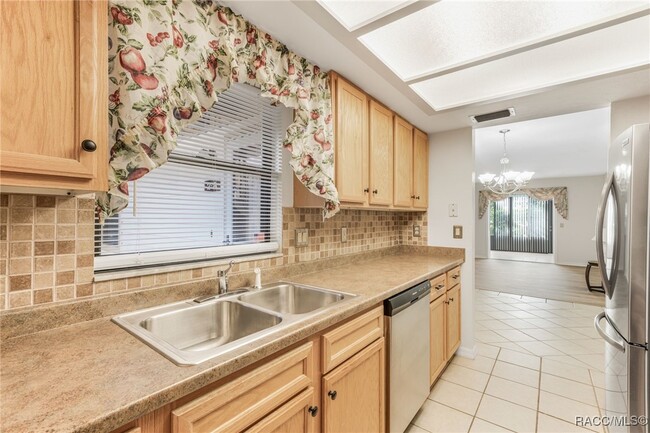 Building Photo - 210 E Glassboro Ct