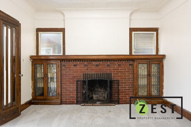 Building Photo - 4016-18 Hogarth