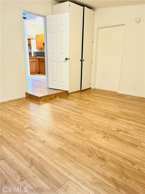 Building Photo - 4457 Oakwood Ave