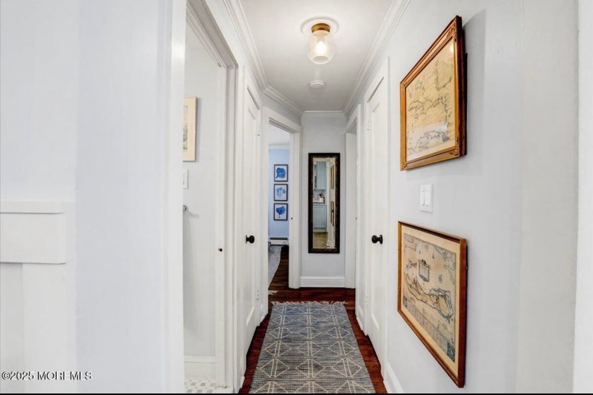 Building Photo - 102 Manor Dr