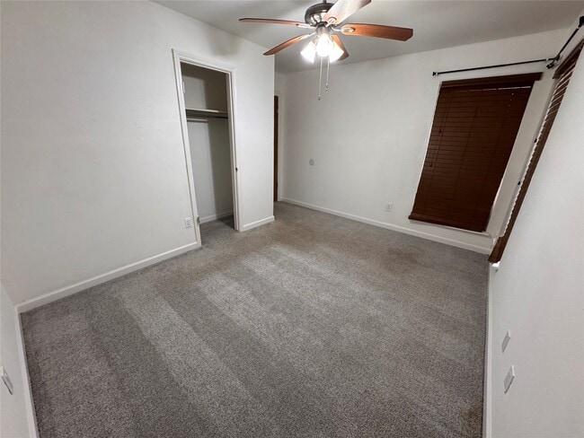 Building Photo - 10423 Sagemeadow Ln