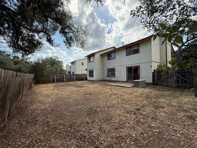 Building Photo - 11603 Tanglebriar Trail