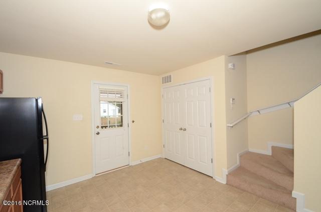 Building Photo - 406 Caldwell Loop