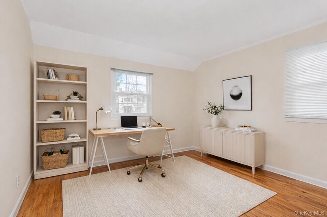 Building Photo - 42 Tower Hill Dr