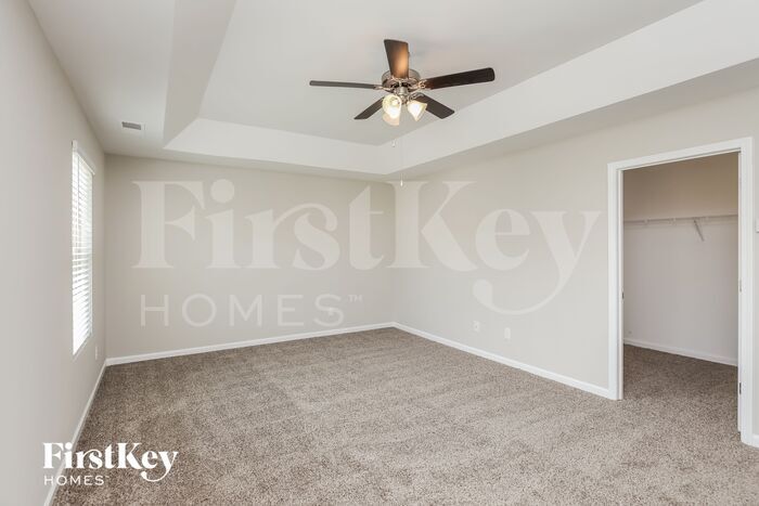 Building Photo - 2117 Massey Ln