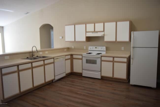 Building Photo - 458 Fitzsimmons St