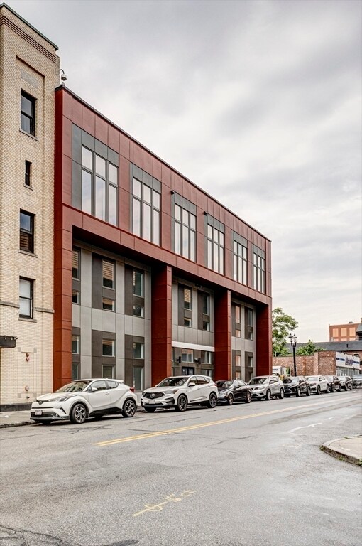 Building Photo - 80 Middlesex St