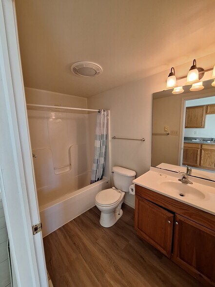 Building Photo - 354 Buchanan Trl