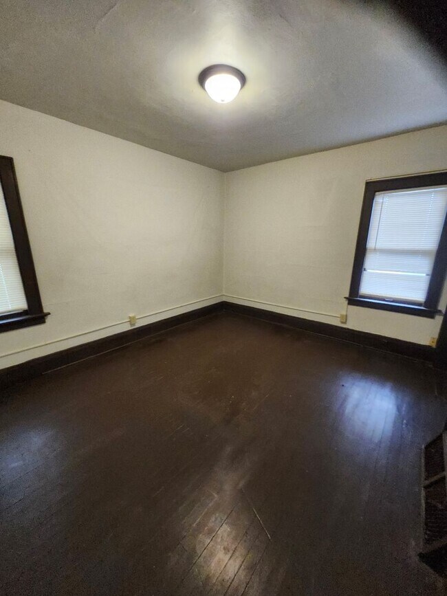 Building Photo - 4140wlisboM