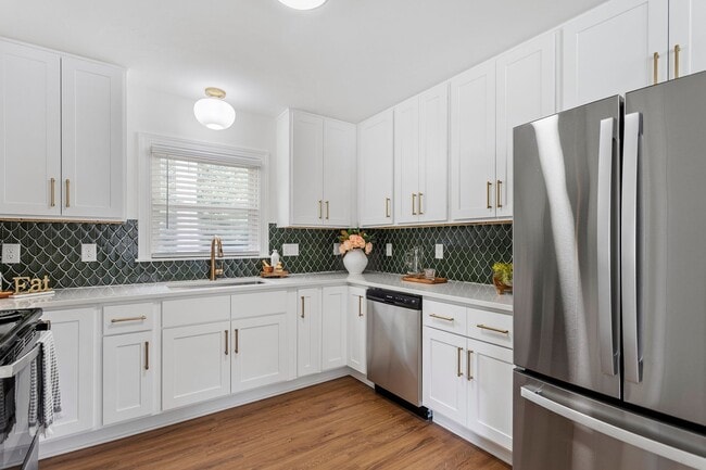 Building Photo - RENOVATED Three Bedroom Home!