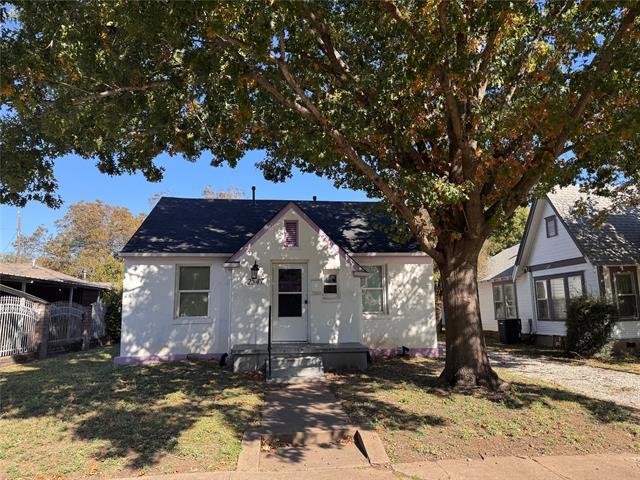 Primary Photo - 2547 Sharon St