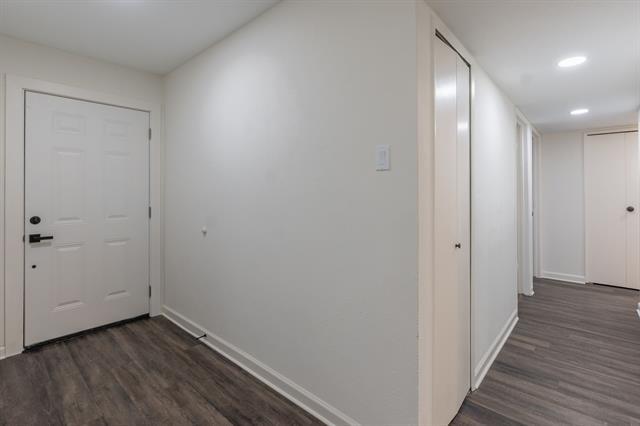 Building Photo - 538 Hawthorne Dr