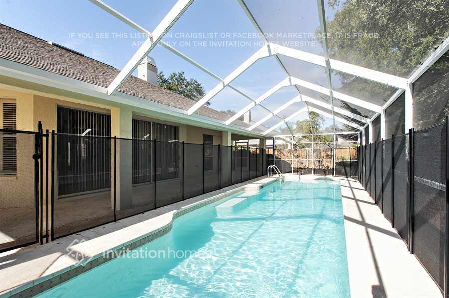 Building Photo - 16709 Windsor Park Dr