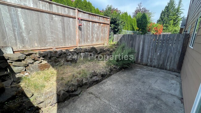 Building Photo - 2023-12573MF