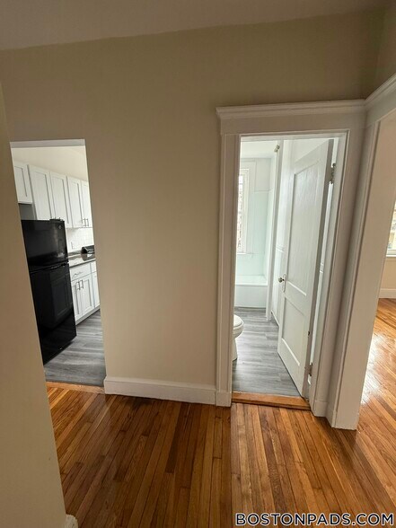 Building Photo - 109 Brainerd Rd