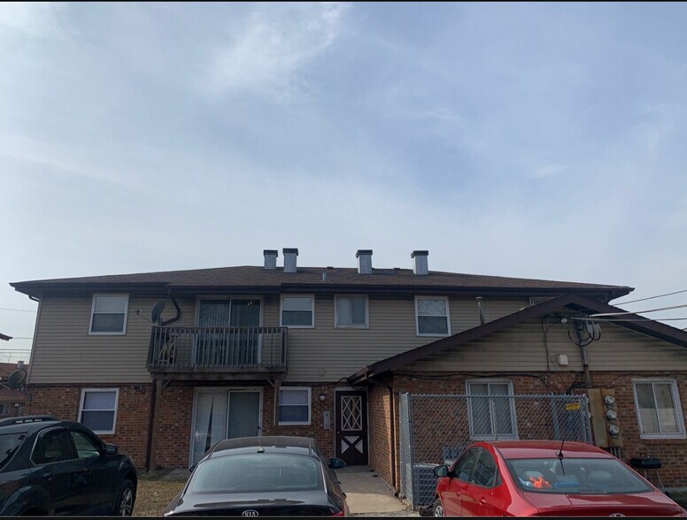 Rear view of building - 1521 Berg Dr