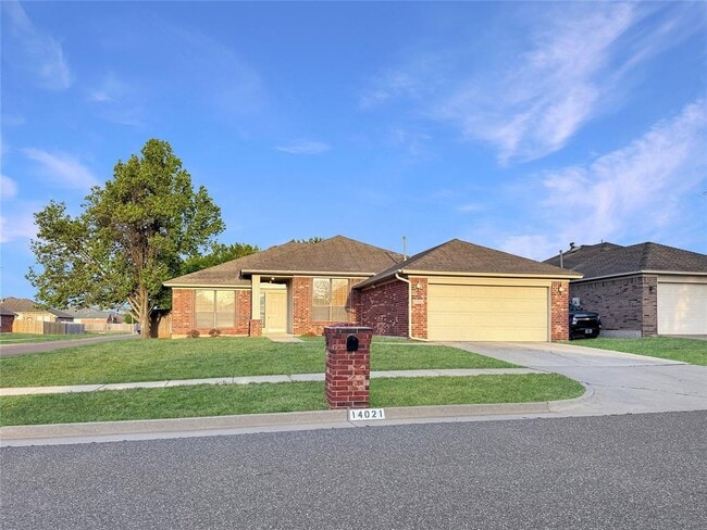 Building Photo - 14021 Harvest Cir