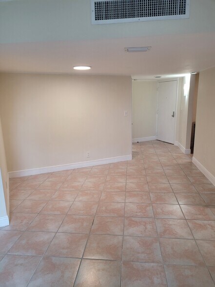 Dining and living room - 20400 W Country Club Dr