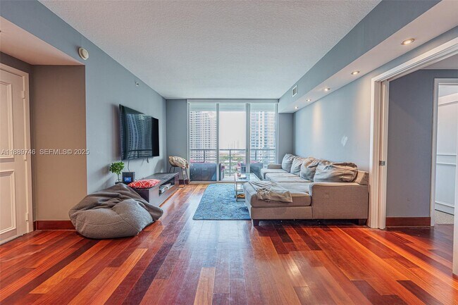 Building Photo - 335 S Biscayne Blvd