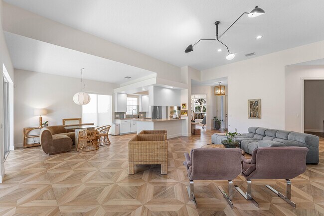 Primary Photo - 8308 Rosalie Ln