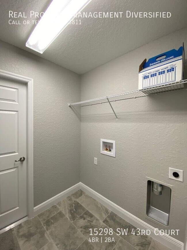 Building Photo - 15298 SW 43rd Ct