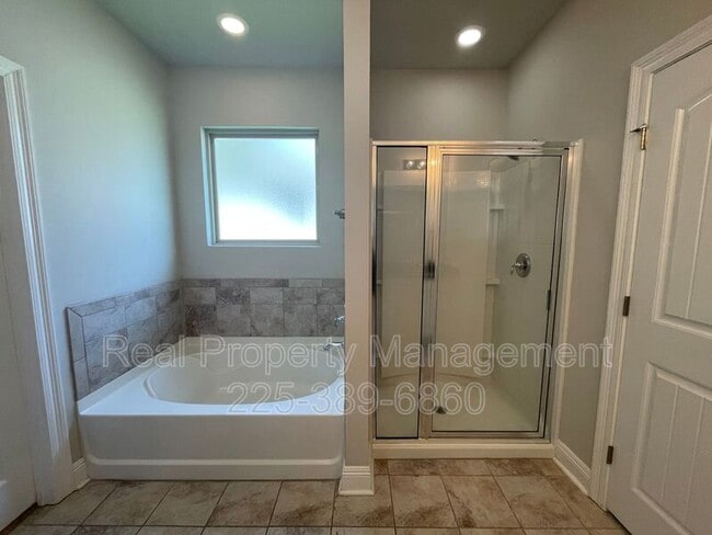 Building Photo - 7948 Antebellum Ave