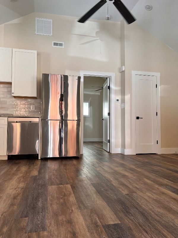 Building Photo - 42079 Sweet Spring Ln