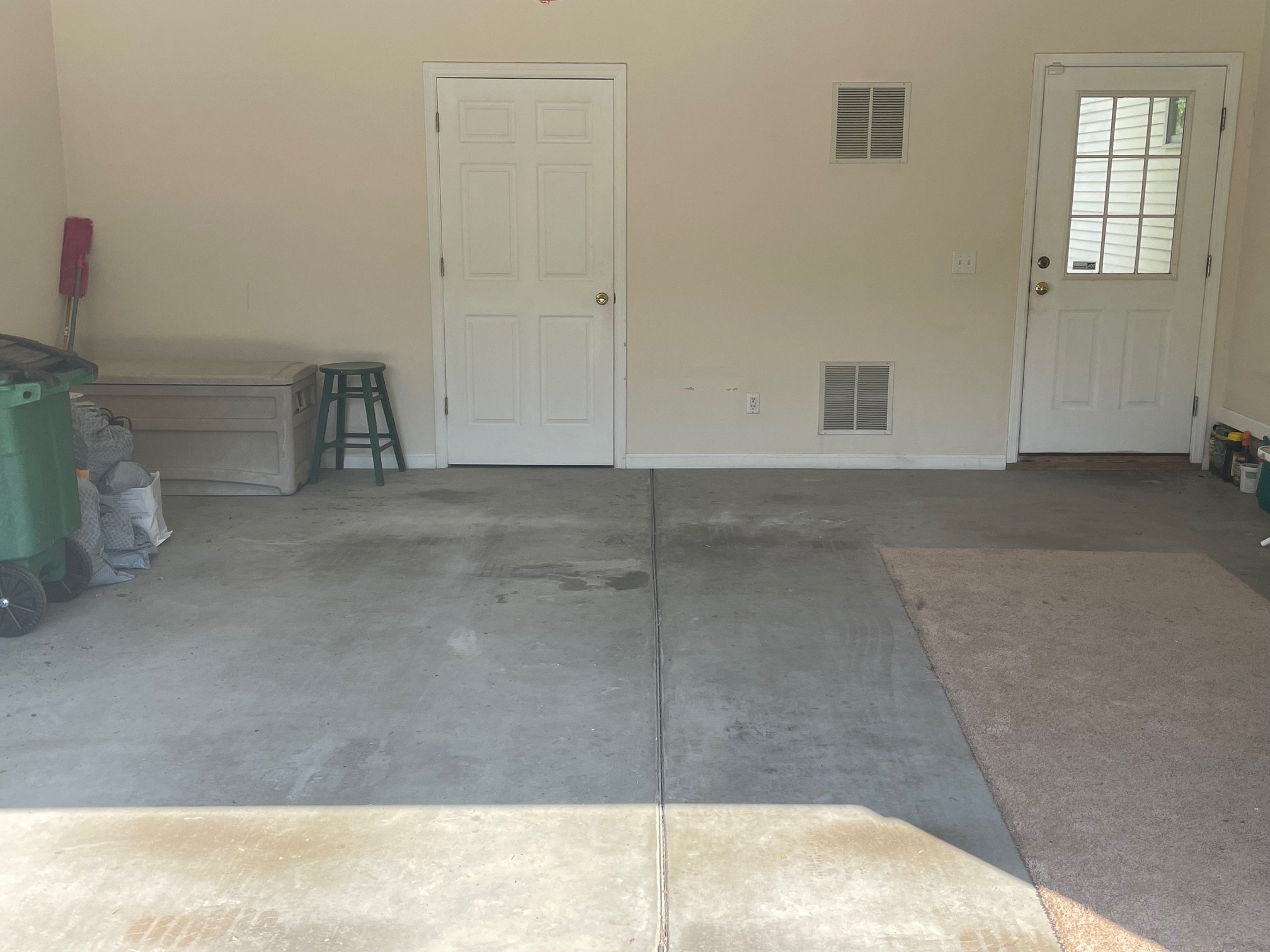 Building Photo - 107 Travellers Ln