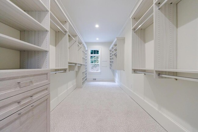 Building Photo - 25 Asheworth Ct NW