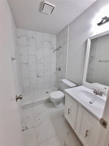 Building Photo - 4609 Riverpark Dr