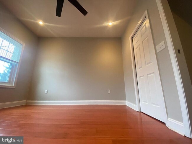 Building Photo - 140 Walnut Ave