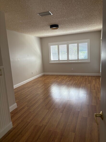 Master bedroom - 11756 Terra Bella Blvd