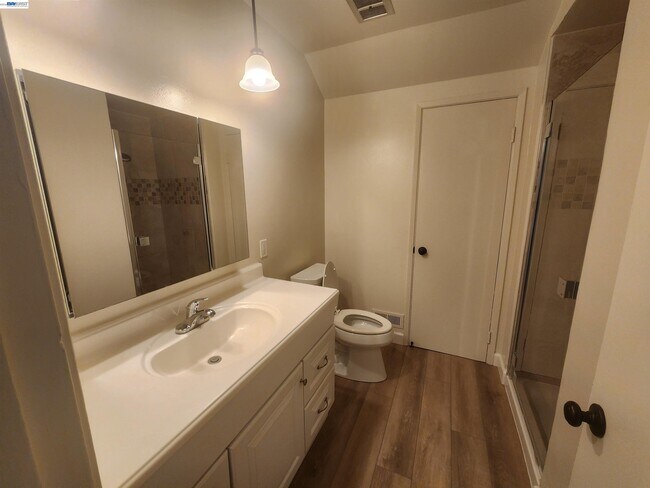 Building Photo - 1829 Rosetree Ct