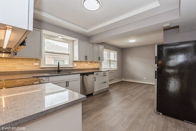 Building Photo - 2605 N 72nd Ct