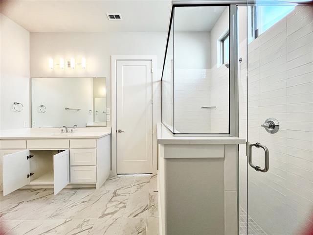 Building Photo - 3425 Teasdale Dr