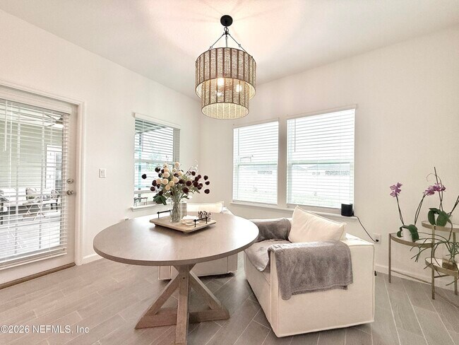 Building Photo - 9797 Giada Dr