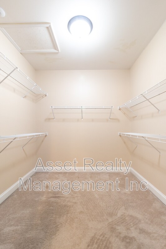 Building Photo - 306 White Cap Ln