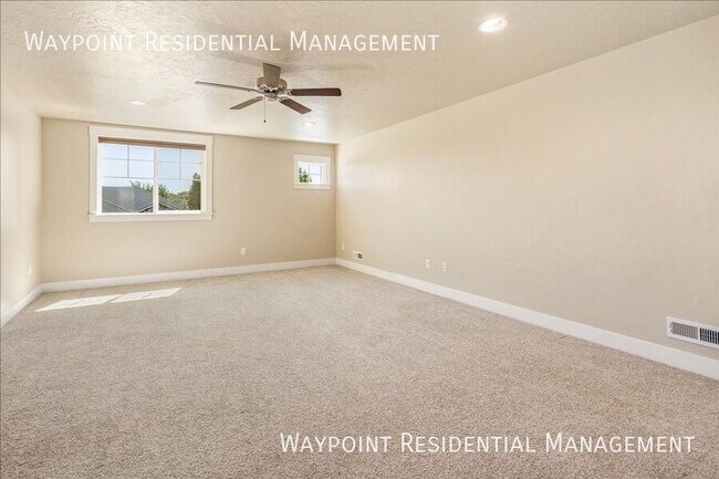 Building Photo - 10984 W Leilani Dr