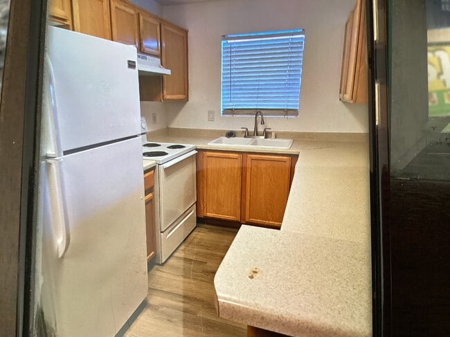 Building Photo - 2986 Juniper Hills Blvd